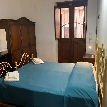 A Casuzza Maniace Apartment *